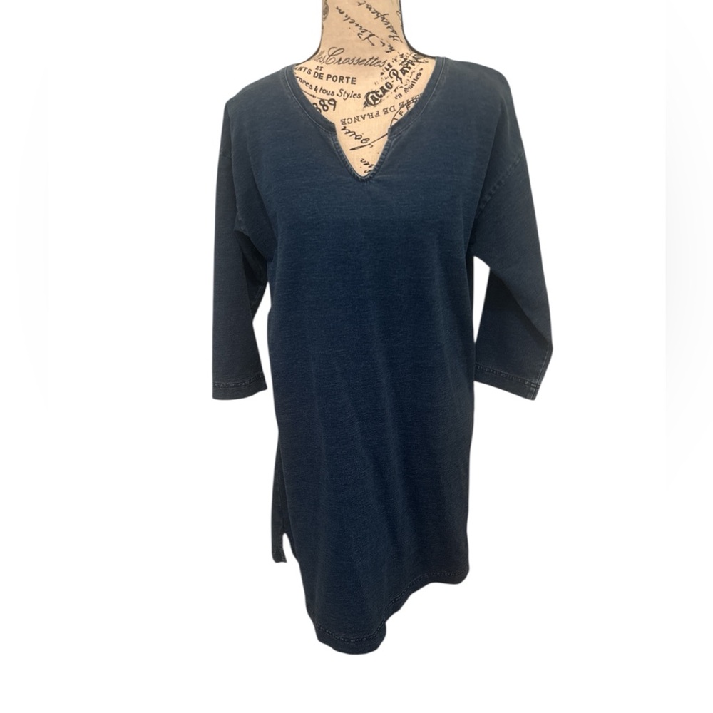 Elegant Deep Blue V-Neck Tunic